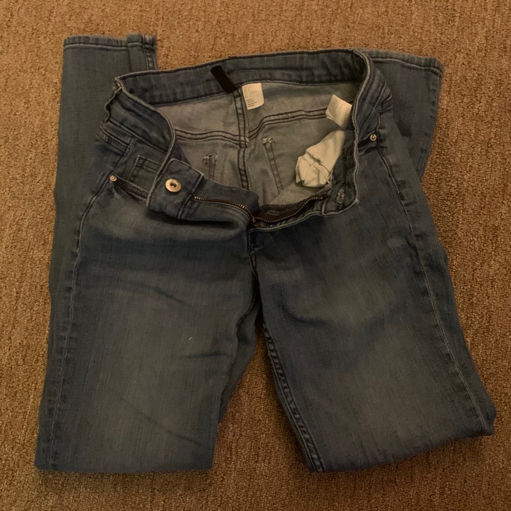 H&M Ripped Skinny jeans